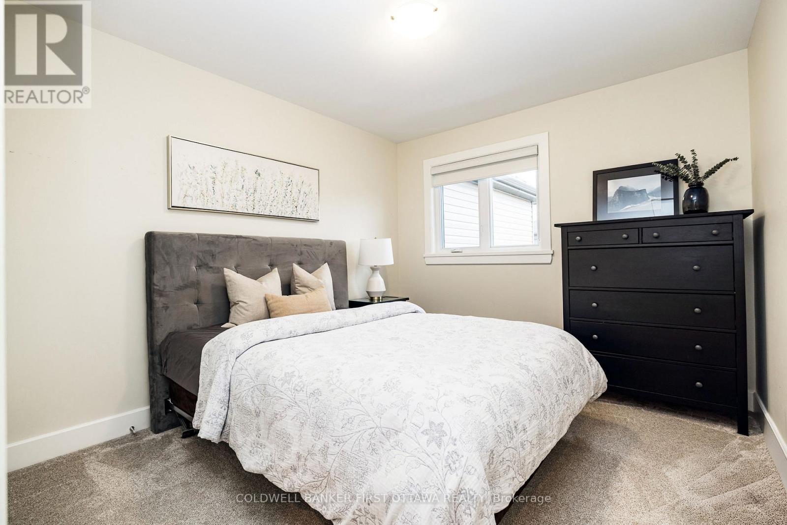 211 Purchase Crescent, Ottawa, Ontario  K2S 2L8 - Photo 35 - X12985110