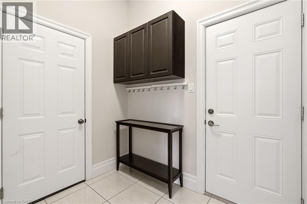 991 Glenwood Avenue, Burlington, Ontario  L7T 2K1 - Photo 12 - 40819269