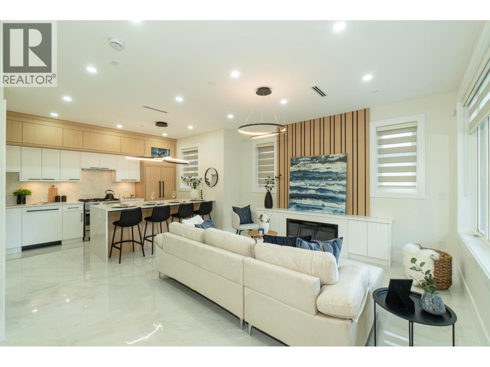 1552 W 66th Avenue, Vancouver, British Columbia V6P 2R9 - Photo 4 - R3109561