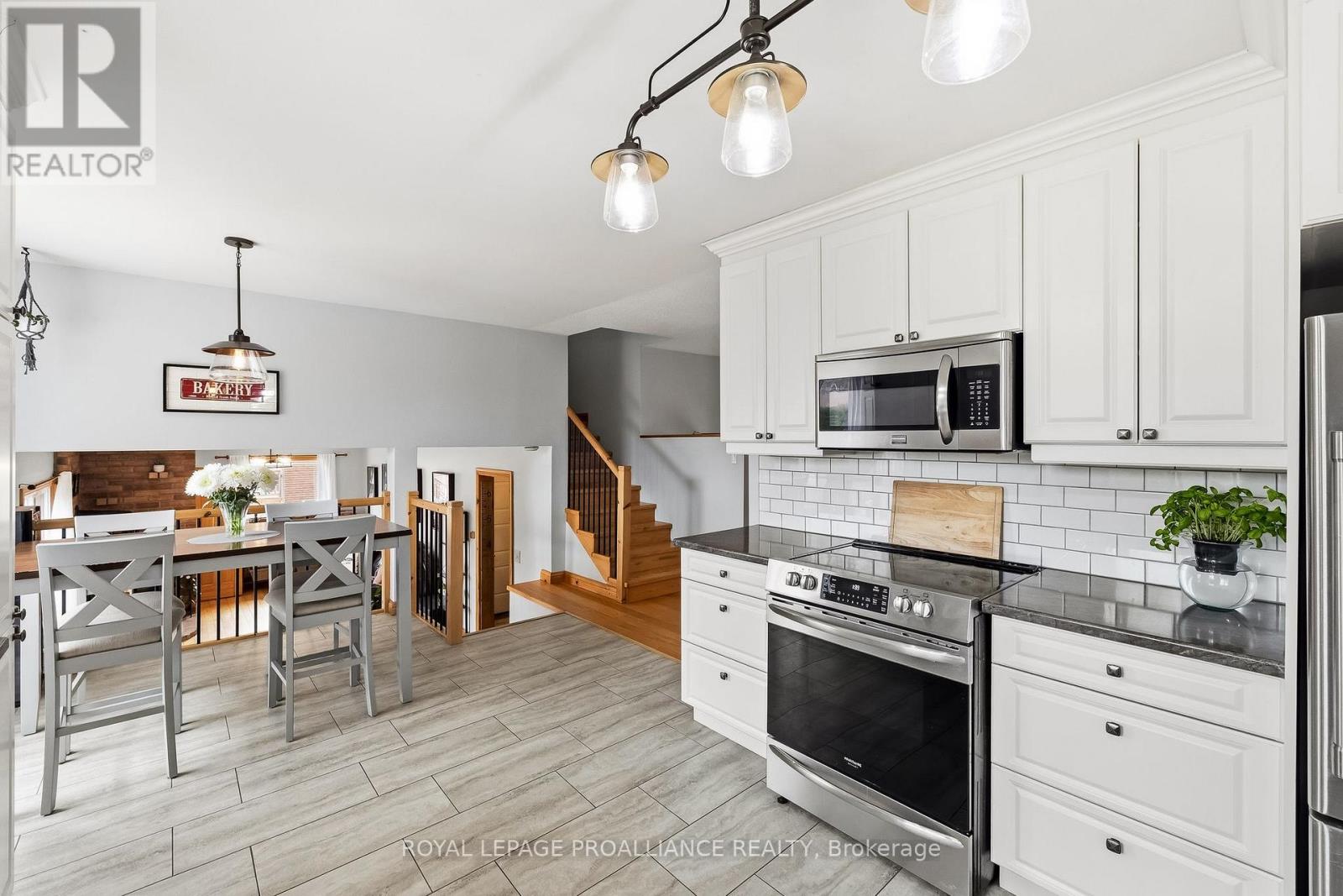 9 Huron Drive, Brighton, Ontario  K0K 1H0 - Photo 12 - X12985710