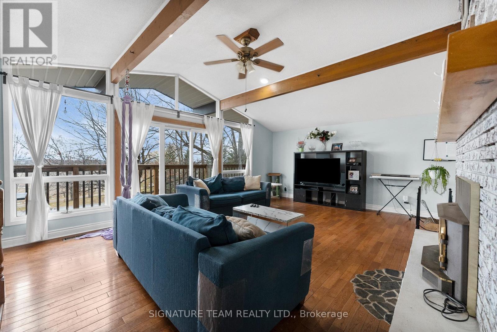 32 Hydro Bay Road, Whitewater Region, Ontario  K0J 1K0 - Photo 11 - X12568890