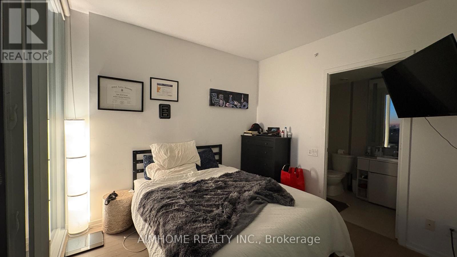 1909 - 101 Peter Street, Toronto, Ontario  M5V 0G6 - Photo 10 - C12985658