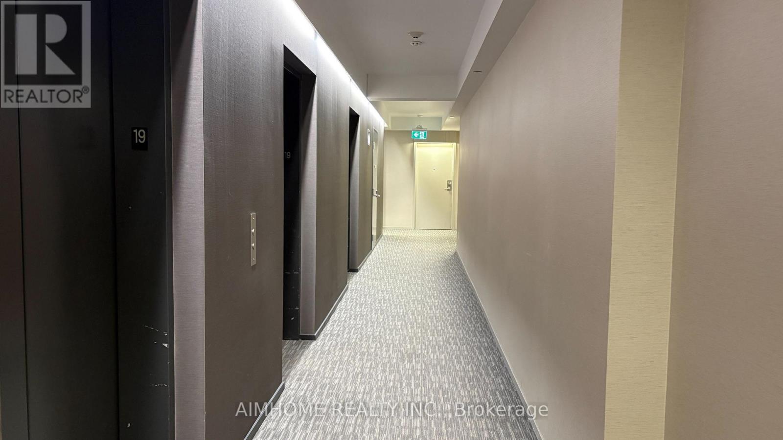 1909 - 101 Peter Street, Toronto, Ontario  M5V 0G6 - Photo 2 - C12985658