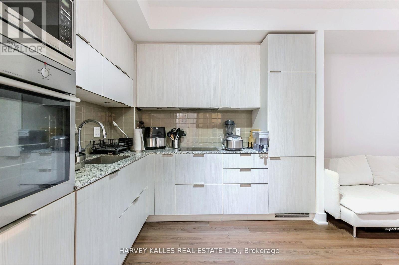 1508 - 318 Richmond Street W, Toronto, Ontario  M5V 0B4 - Photo 10 - C12985690