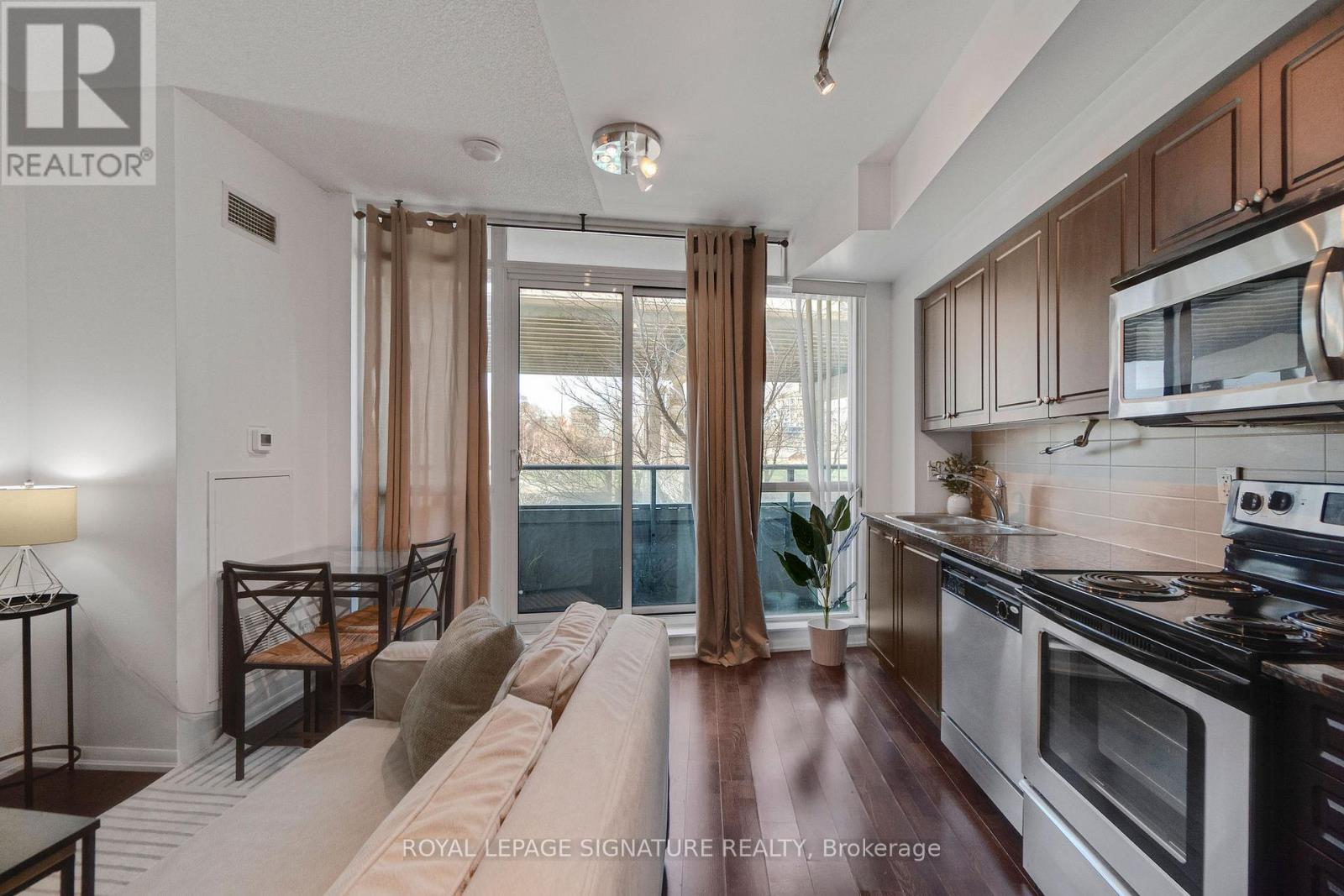 368 - 209 Fort York Boulevard, Toronto, Ontario  M5V 4A1 - Photo 12 - C12985696