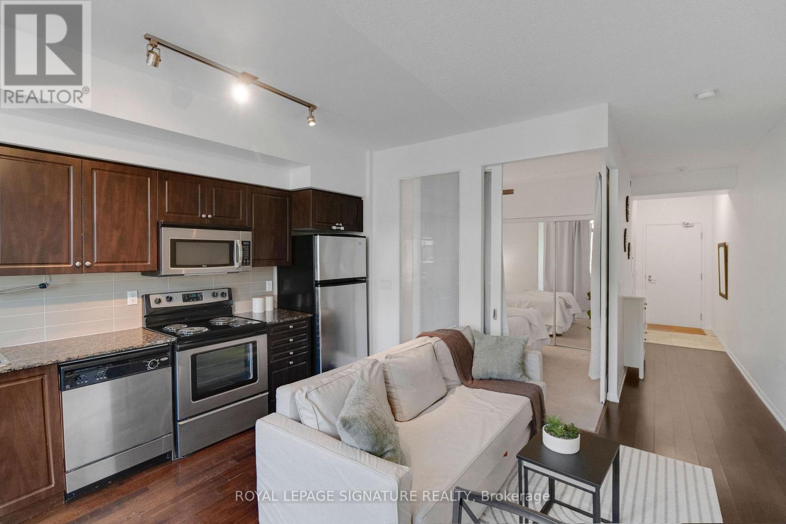 368 - 209 Fort York Boulevard, Toronto, Ontario  M5V 4A1 - Photo 16 - C12985696