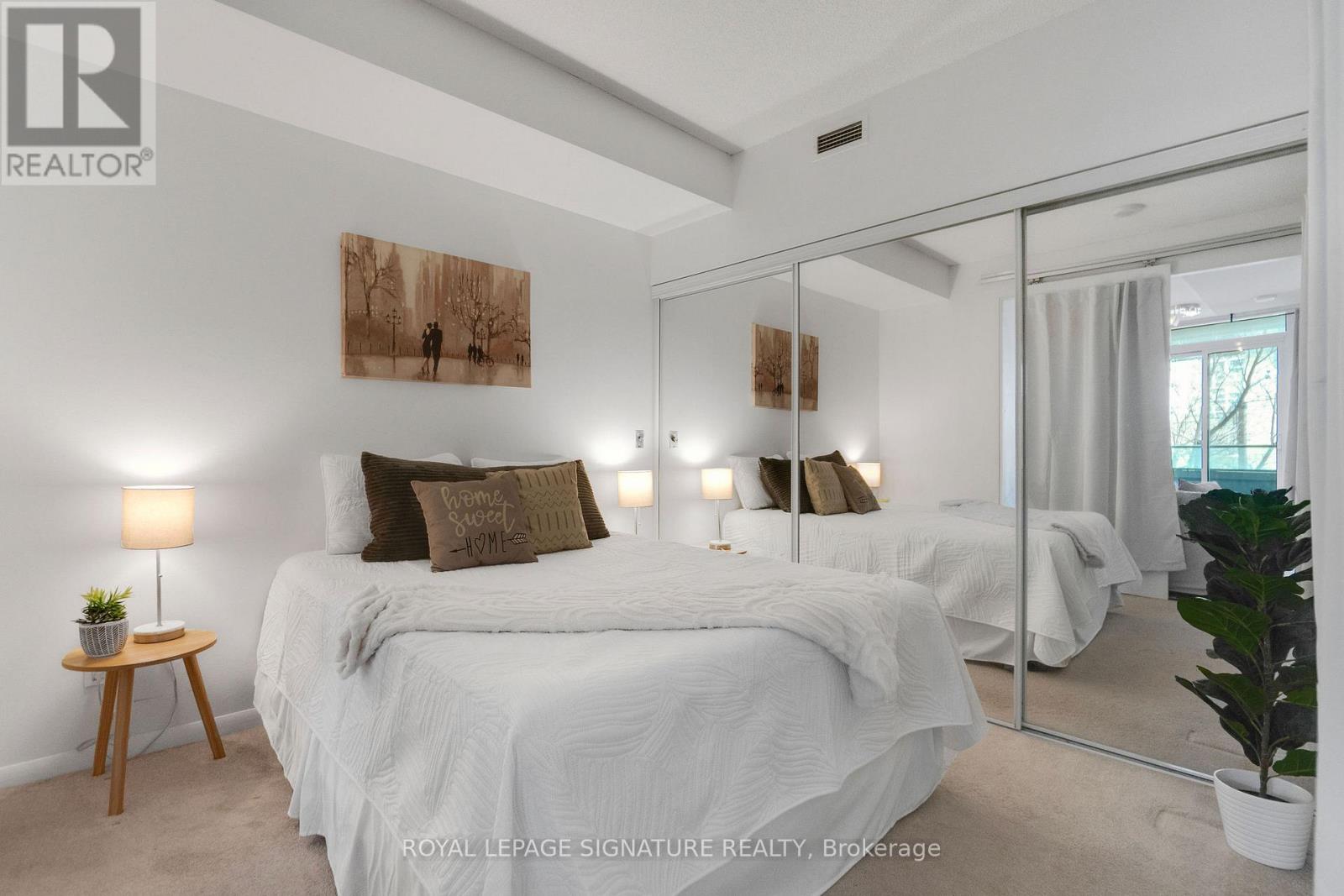 368 - 209 Fort York Boulevard, Toronto, Ontario  M5V 4A1 - Photo 18 - C12985696