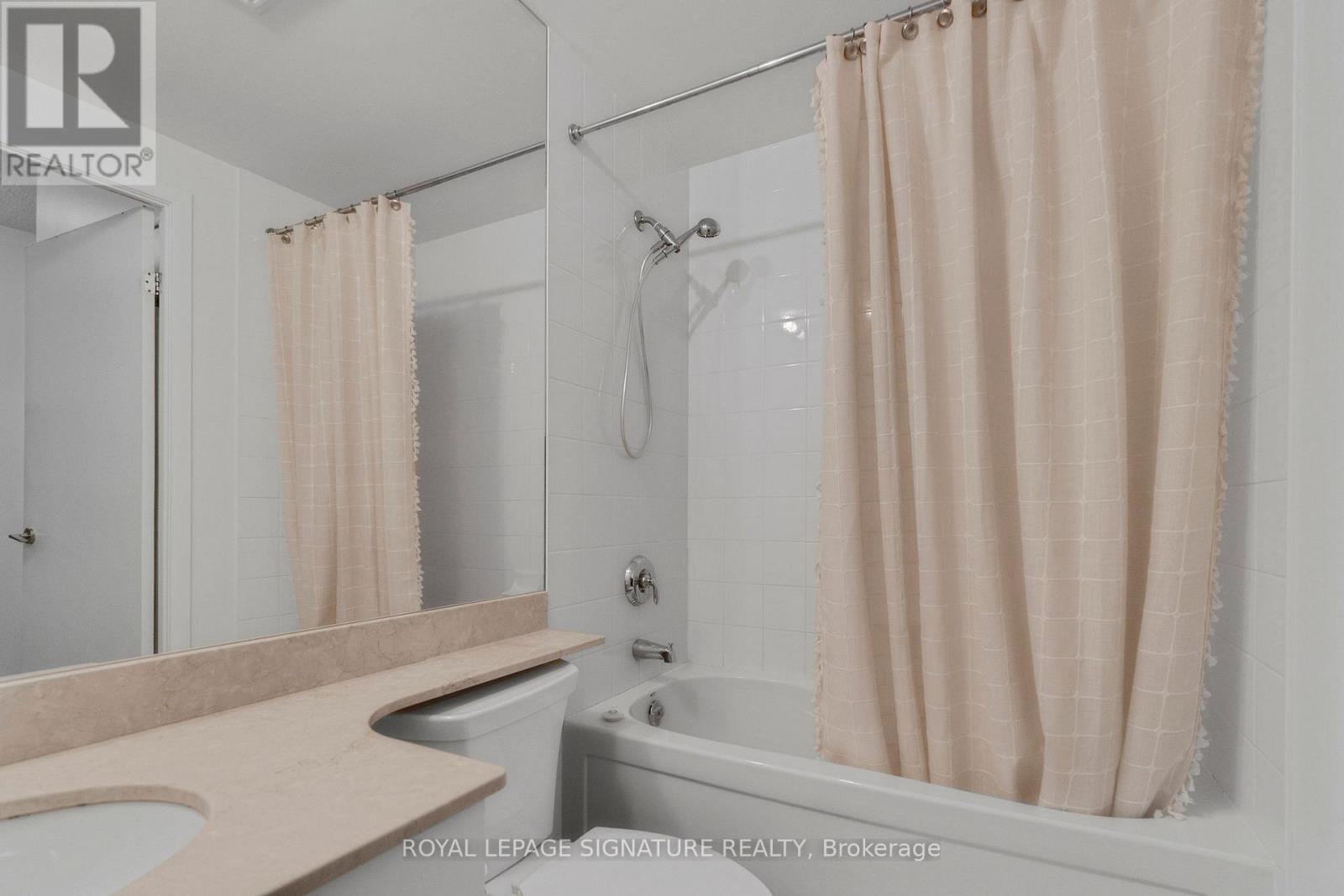 368 - 209 Fort York Boulevard, Toronto, Ontario  M5V 4A1 - Photo 22 - C12985696