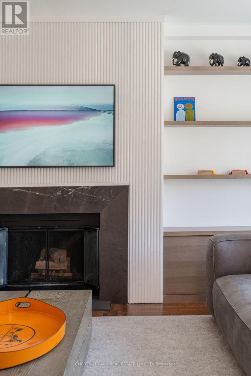 19 Heather Road, Toronto, Ontario  M4G 3G2 - Photo 15 - C12985730