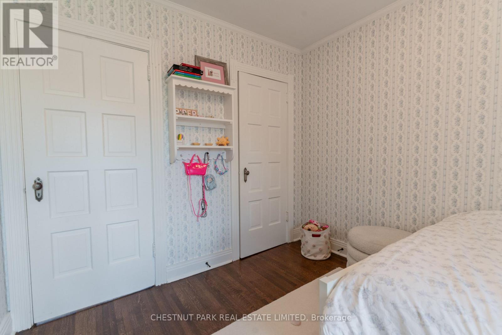 19 Heather Road, Toronto, Ontario  M4G 3G2 - Photo 27 - C12985730