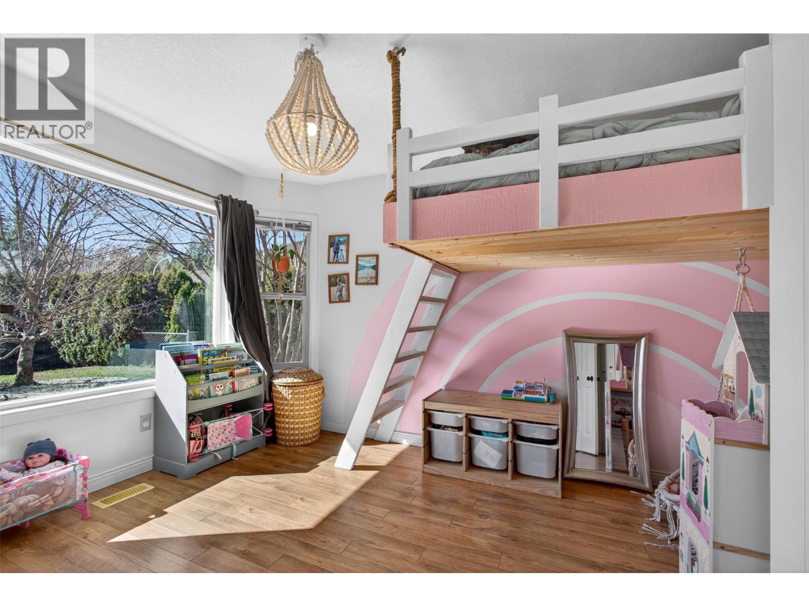 2367 Cedar Ridge Street, Lumby, British Columbia  V0E 2G5 - Photo 6 - 10382696