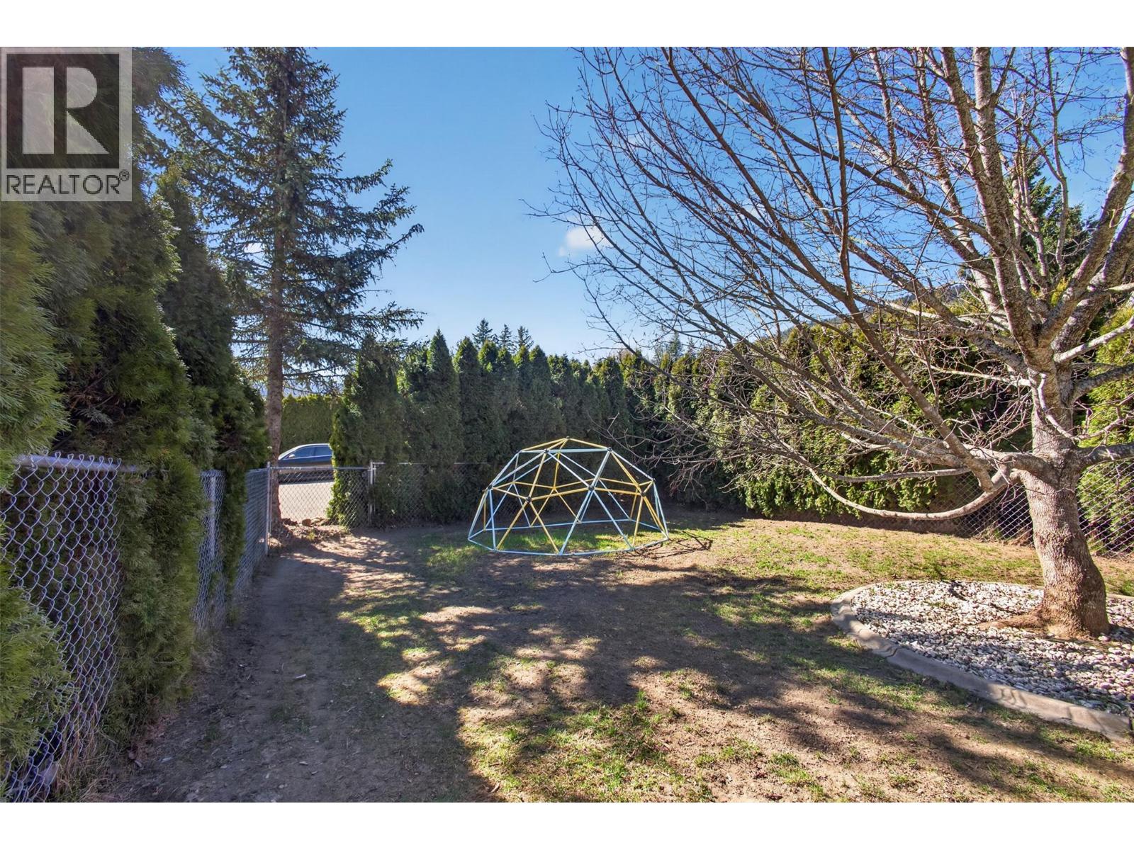 2367 Cedar Ridge Street, Lumby, British Columbia  V0E 2G5 - Photo 30 - 10382696