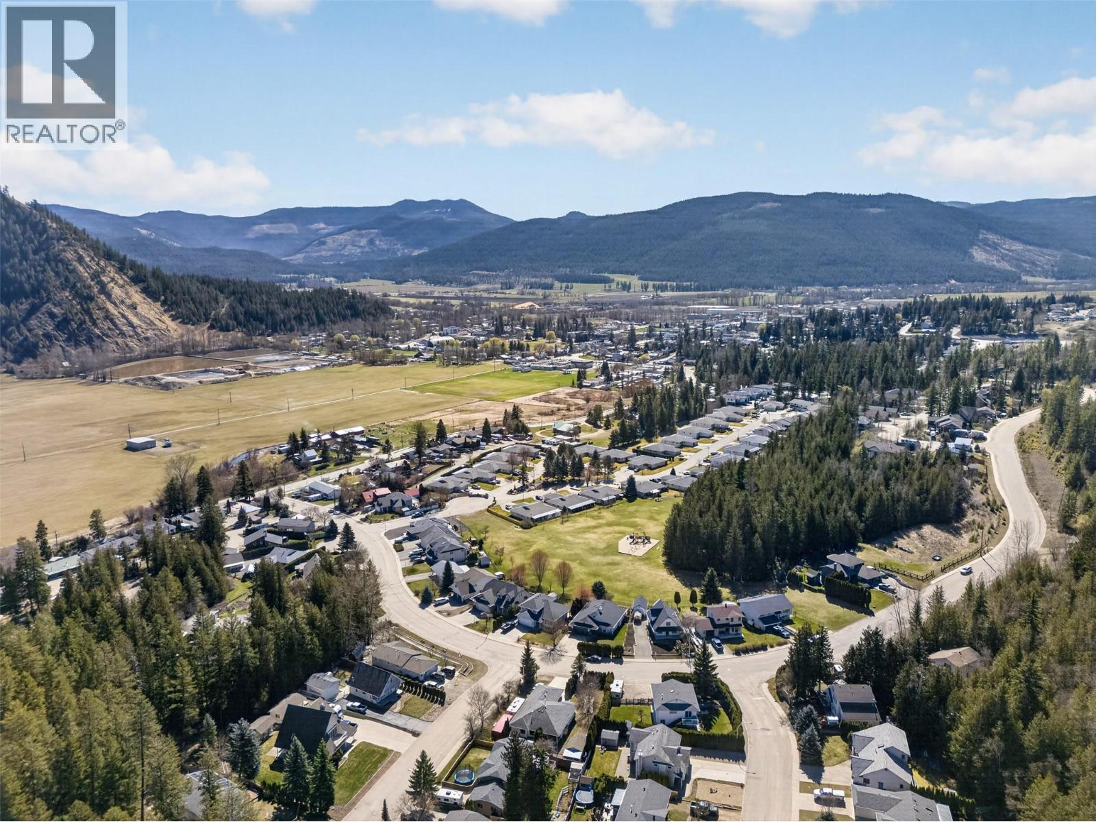 2367 Cedar Ridge Street, Lumby, British Columbia  V0E 2G5 - Photo 51 - 10382696