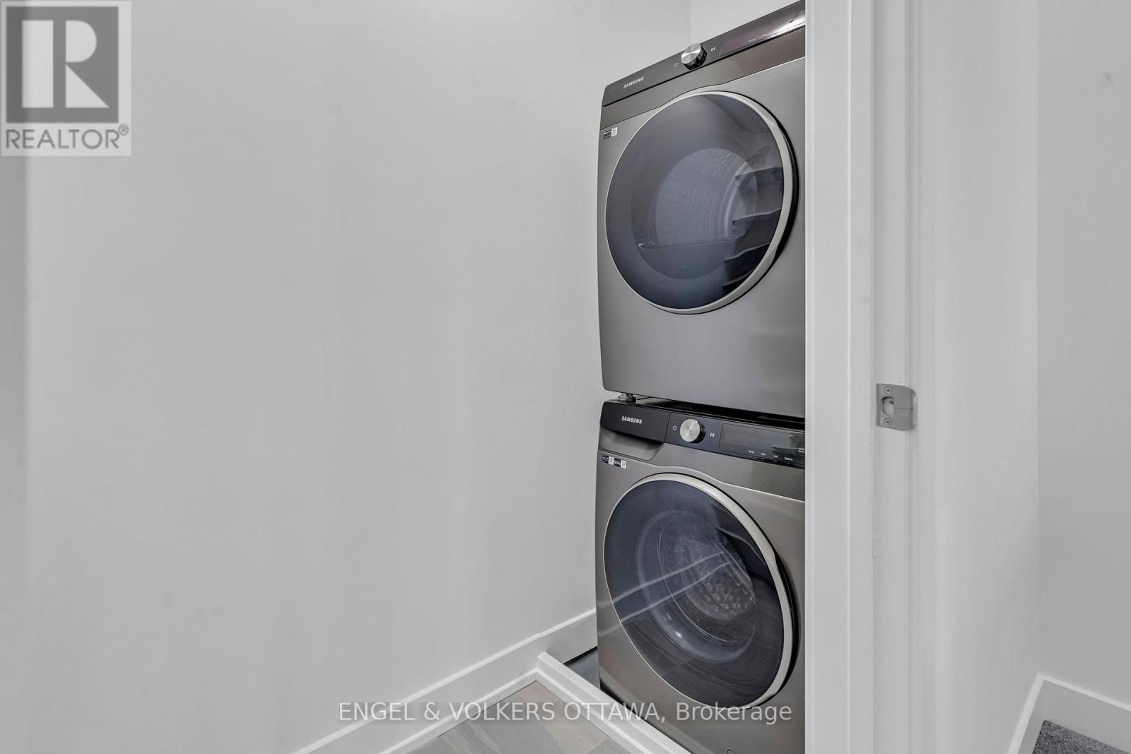 802 Anciano Crescent, Ottawa, Ontario  K2S 0J7 - Photo 10 - X12985680