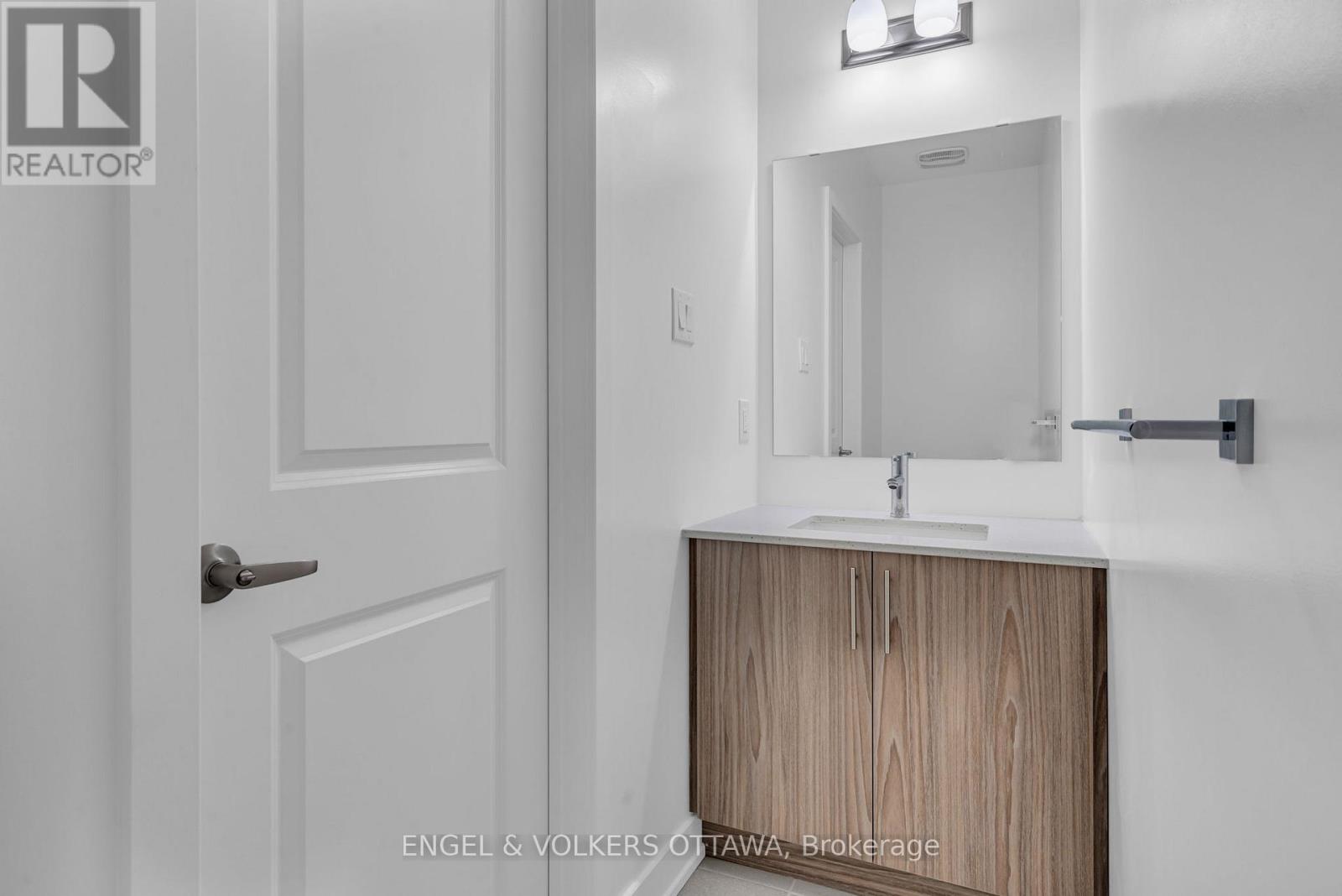 802 Anciano Crescent, Ottawa, Ontario  K2S 0J7 - Photo 14 - X12985680