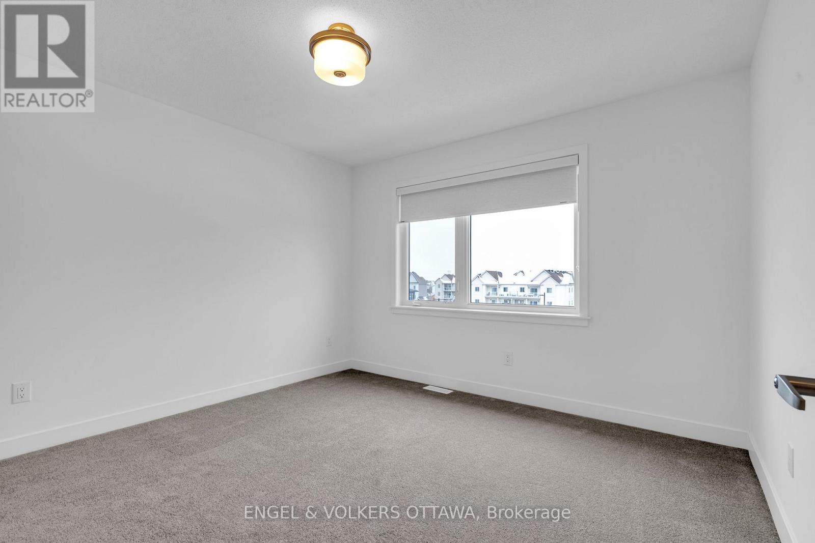 802 Anciano Crescent, Ottawa, Ontario  K2S 0J7 - Photo 15 - X12985680