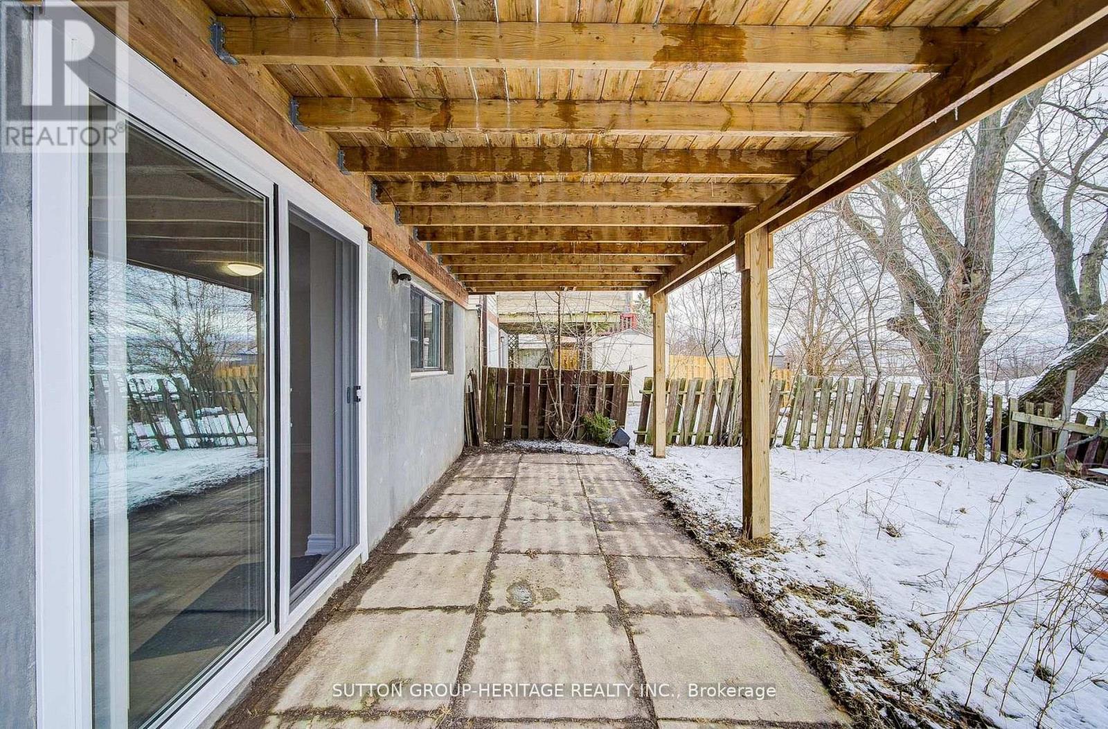 639 Down Crescent, Oshawa, Ontario  L1H 7X9 - Photo 37 - E12985650