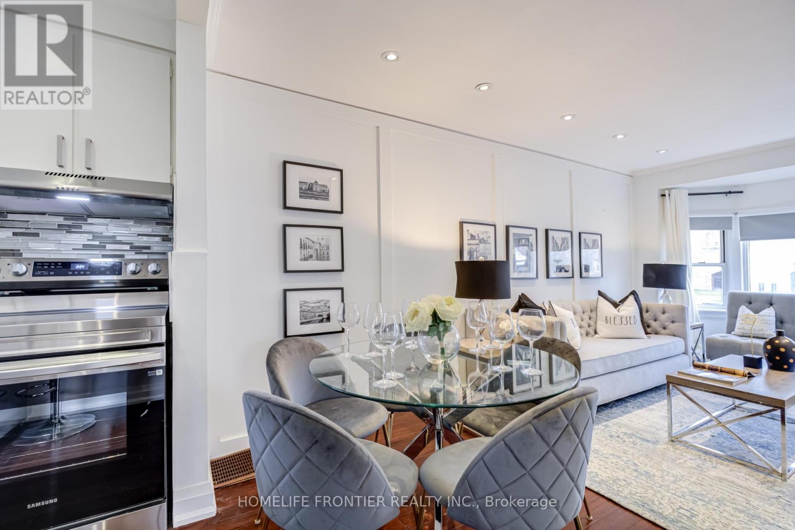 1105 Greenwood Avenue, Toronto, Ontario  M4J 4E5 - Photo 11 - E12985686