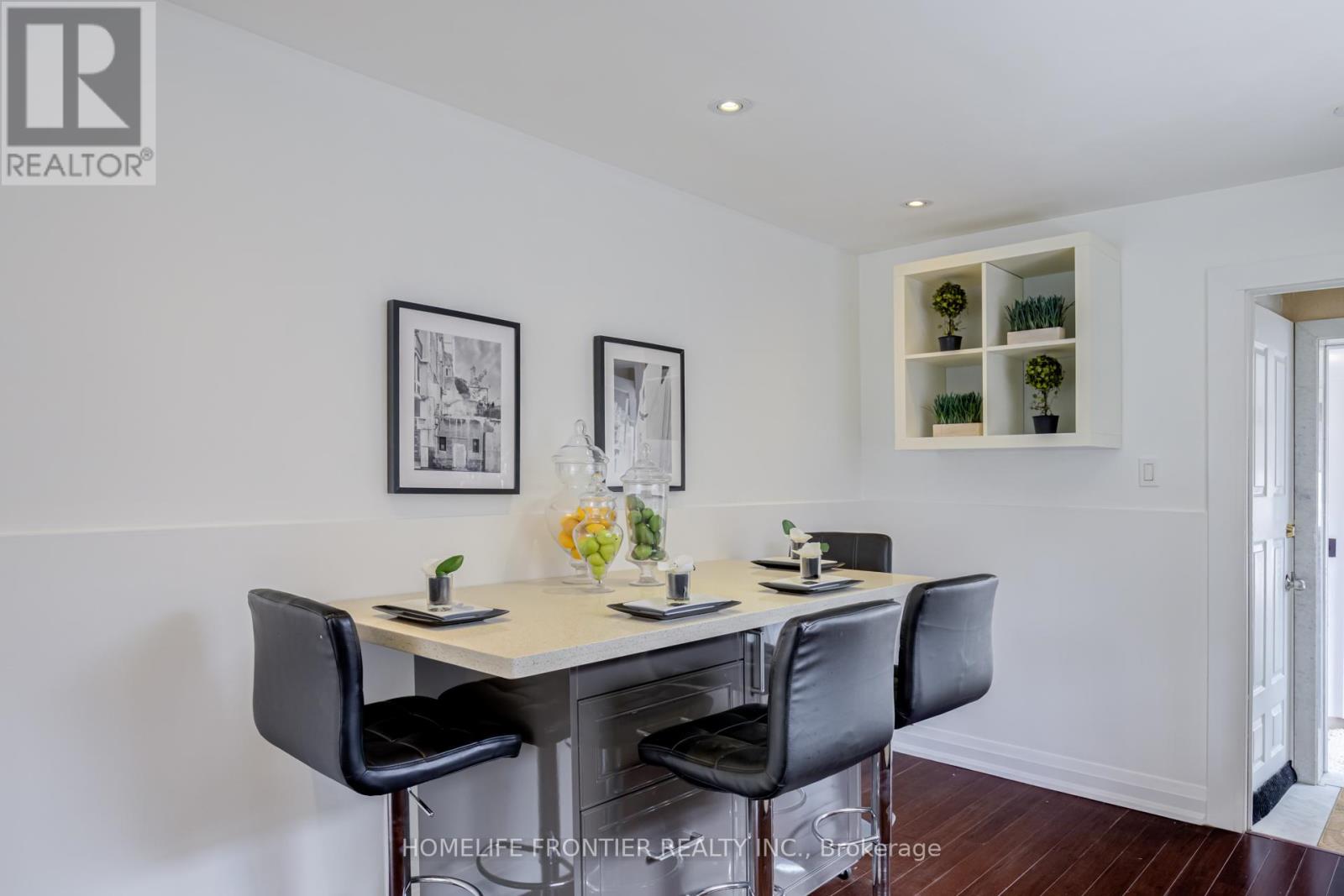 1105 Greenwood Avenue, Toronto, Ontario  M4J 4E5 - Photo 18 - E12985686