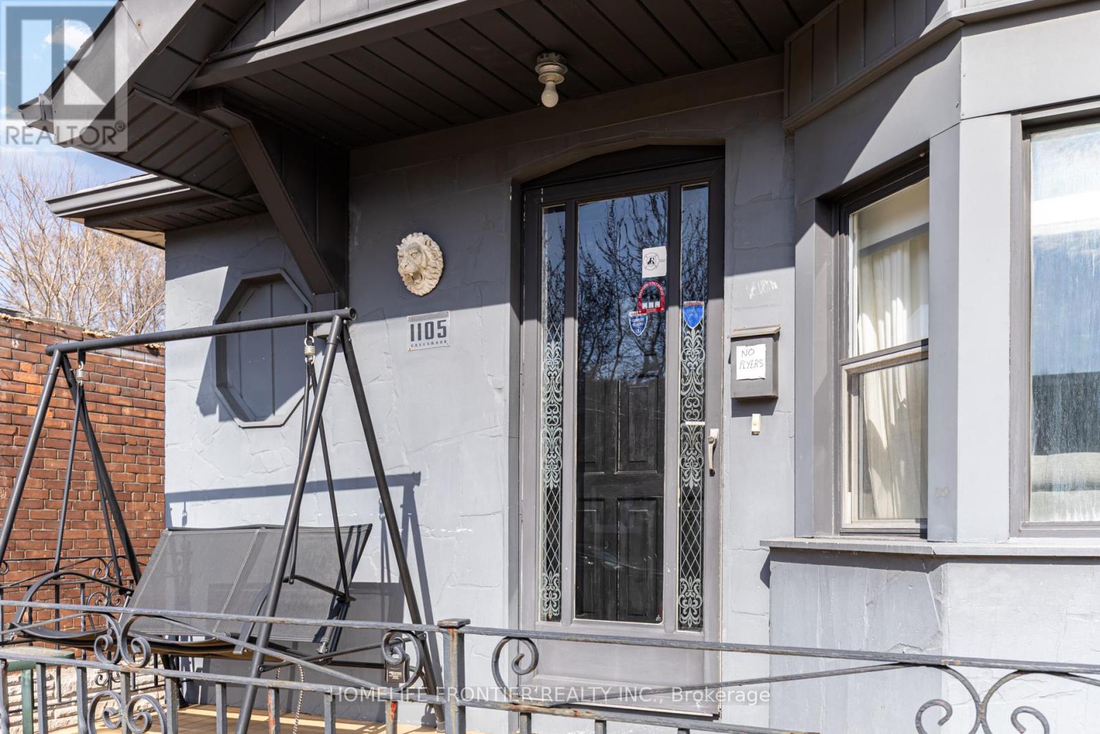 1105 Greenwood Avenue, Toronto, Ontario  M4J 4E5 - Photo 3 - E12985686