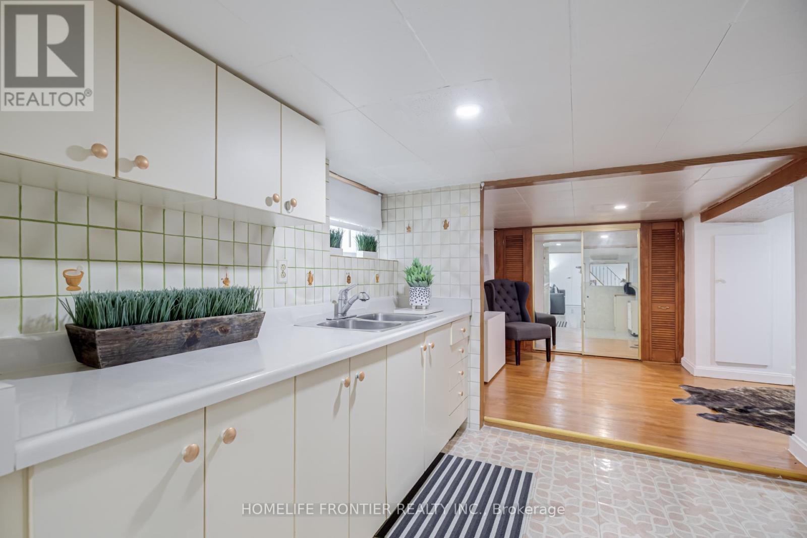 1105 Greenwood Avenue, Toronto, Ontario  M4J 4E5 - Photo 41 - E12985686