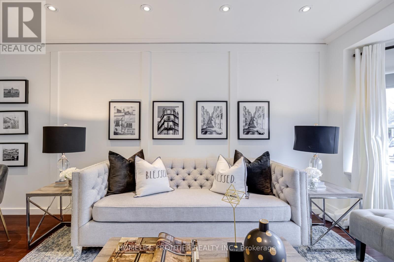 1105 Greenwood Avenue, Toronto, Ontario  M4J 4E5 - Photo 9 - E12985686