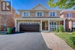 34 Bobolink Avenue