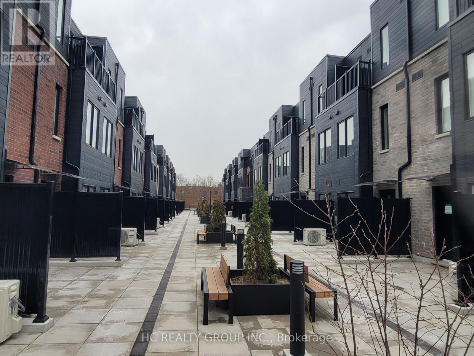 66 - 10 Calamint Lane, Toronto, Ontario  M1T 1H8 - Photo 3 - E12985742