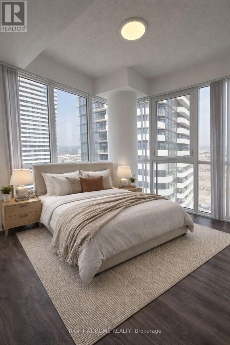 3903 - 28 Interchange Way, Vaughan, Ontario  L4K 0P8 - Photo 10 - N12985676