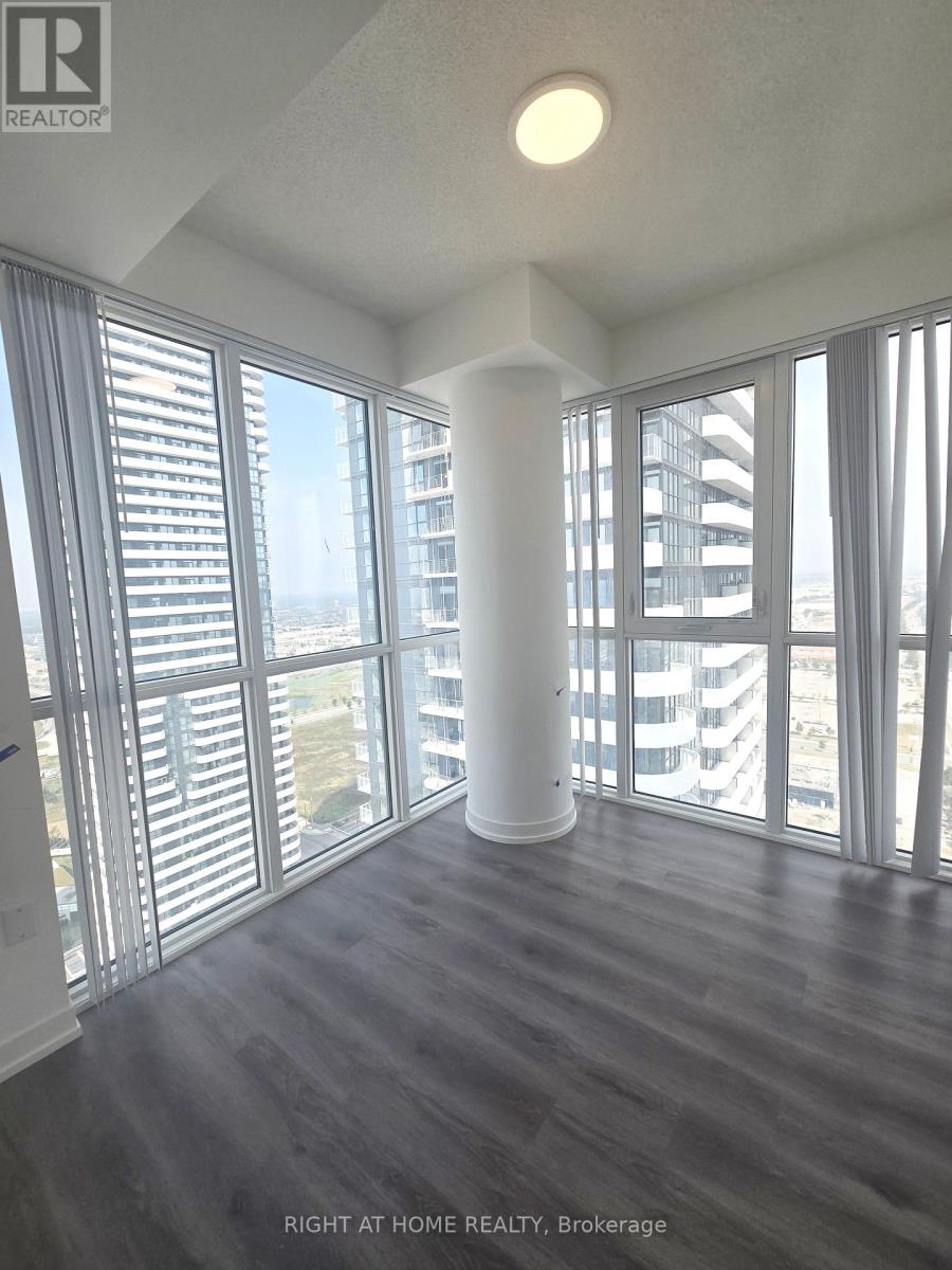 3903 - 28 Interchange Way, Vaughan, Ontario  L4K 0P8 - Photo 11 - N12985676