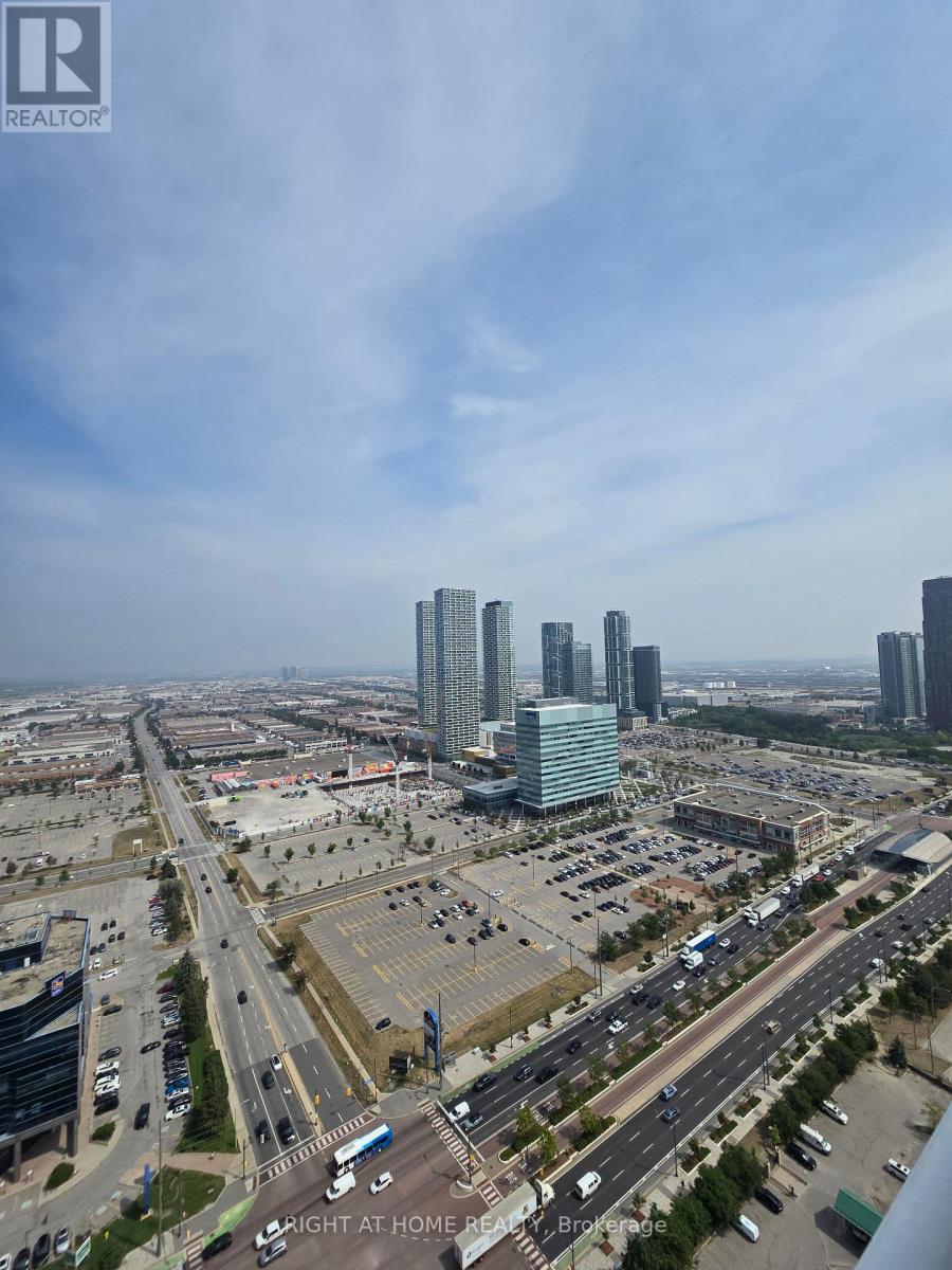 3903 - 28 Interchange Way, Vaughan, Ontario  L4K 0P8 - Photo 17 - N12985676