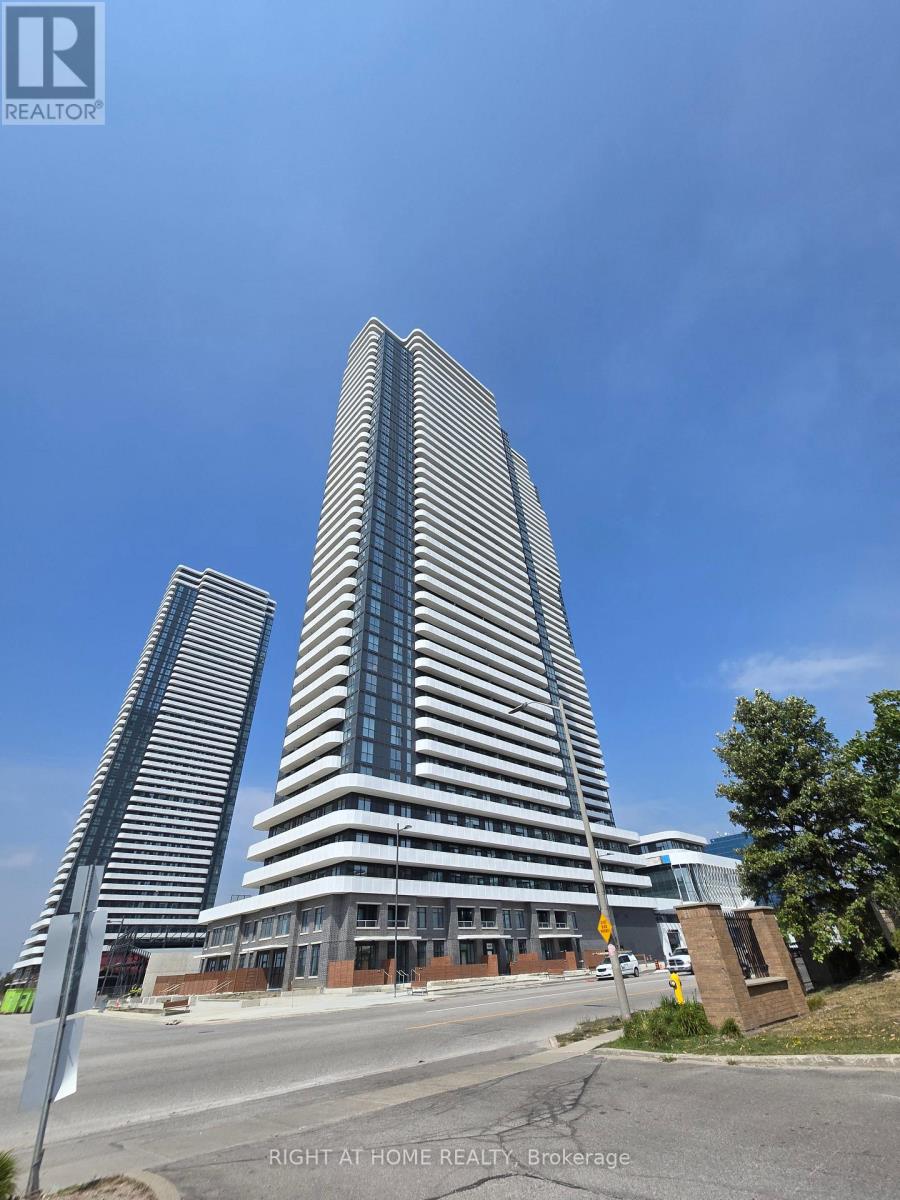 3903 - 28 Interchange Way, Vaughan, Ontario  L4K 0P8 - Photo 18 - N12985676