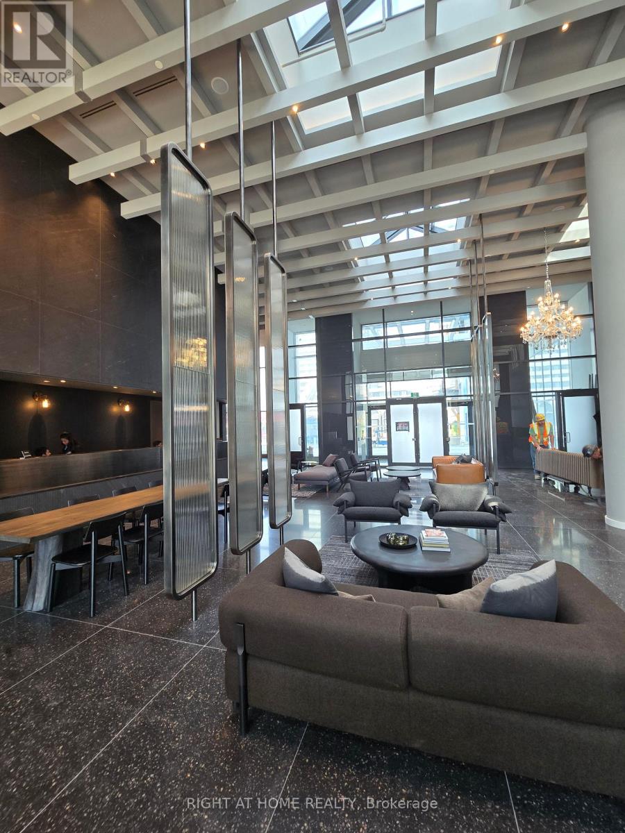 3903 - 28 Interchange Way, Vaughan, Ontario  L4K 0P8 - Photo 20 - N12985676