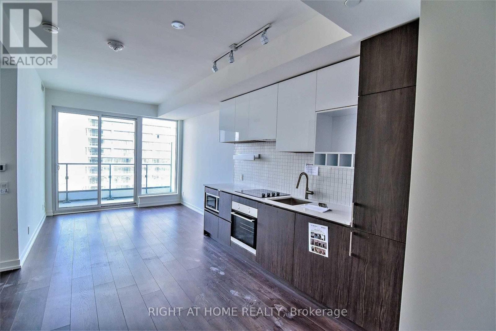 4701 - 5 Buttermill Avenue, Vaughan, Ontario  L4K 0J5 - Photo 4 - N12985740