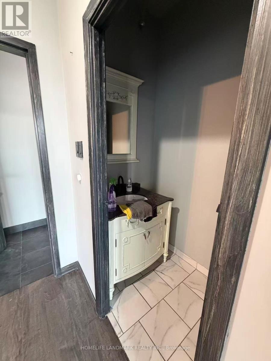 8b - 2900 Langstaff Road, Vaughan, Ontario  L4K 4R9 - Photo 4 - N12985768