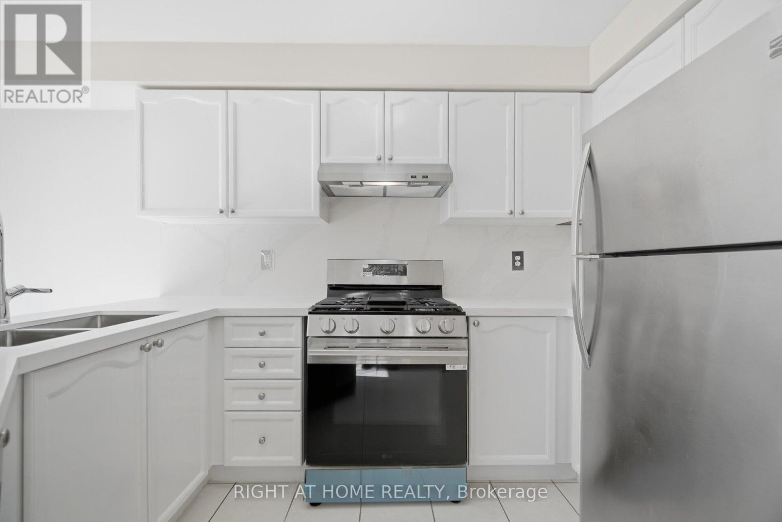 3278 Respond Road, Mississauga, Ontario  L5M 7X4 - Photo 16 - W12985668