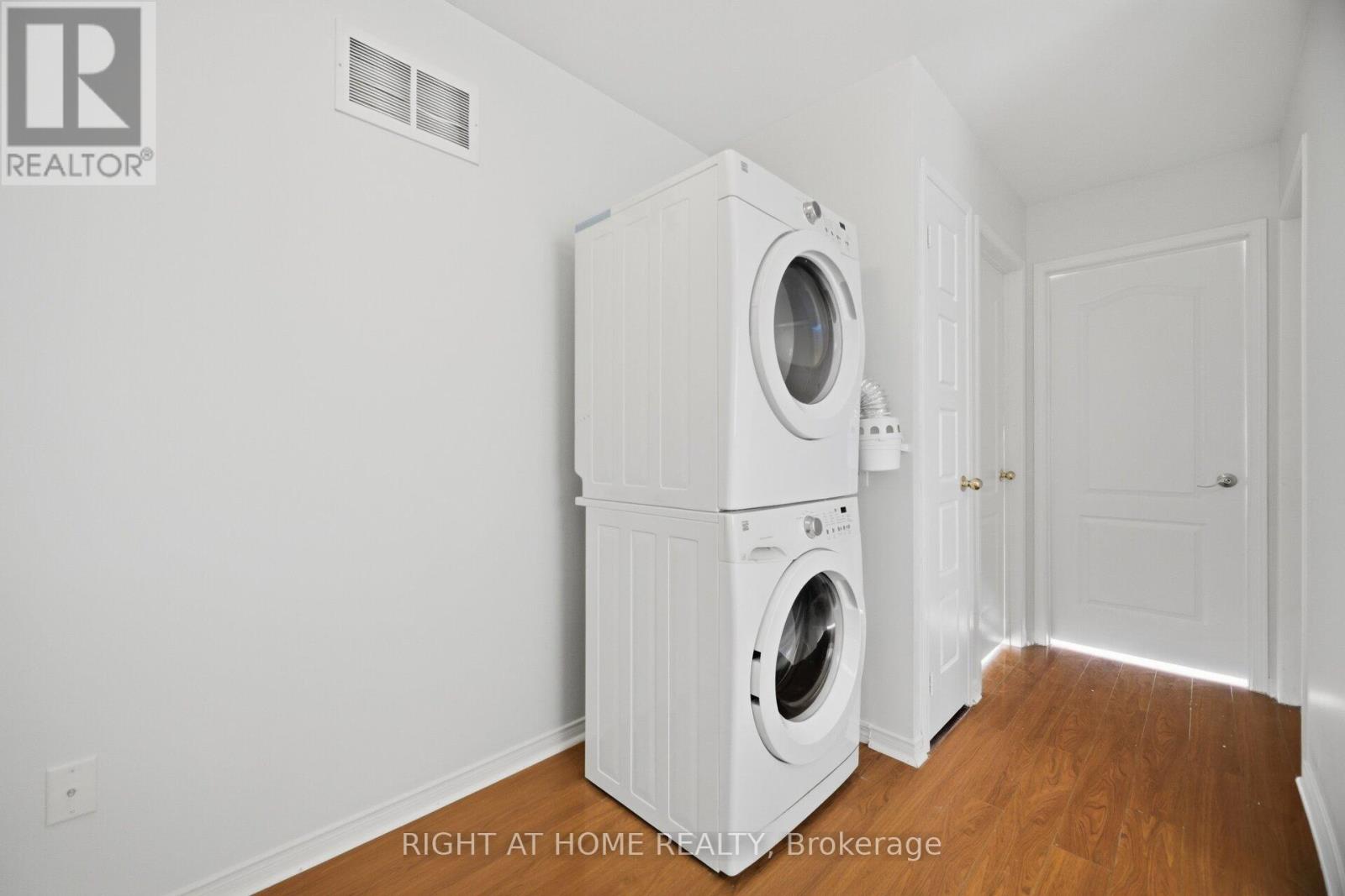 3278 Respond Road, Mississauga, Ontario  L5M 7X4 - Photo 39 - W12985668