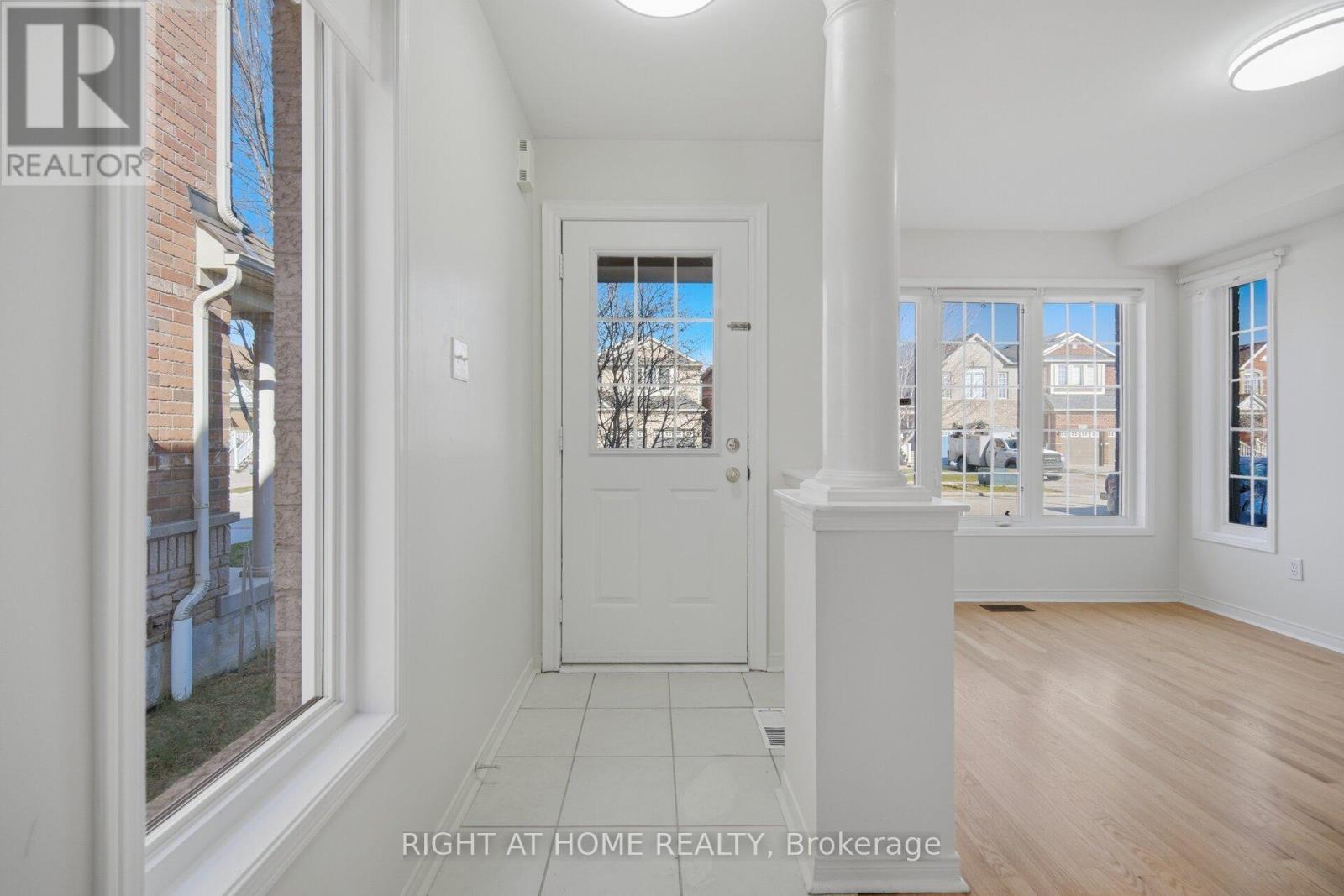 3278 Respond Road, Mississauga, Ontario  L5M 7X4 - Photo 5 - W12985668