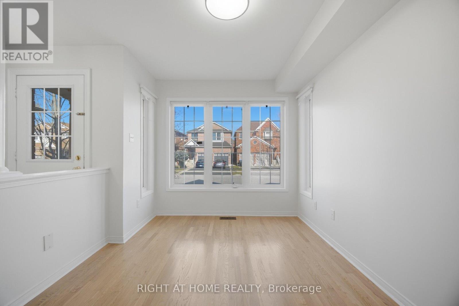 3278 Respond Road, Mississauga, Ontario  L5M 7X4 - Photo 8 - W12985668