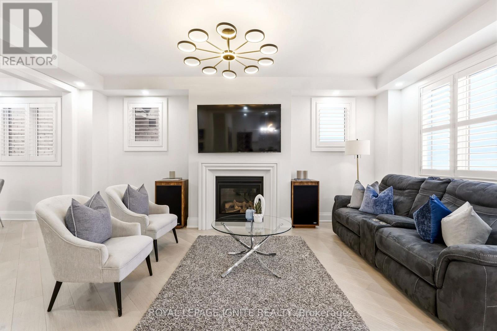 11 Jenwood Crescent, Brampton, Ontario  L6R 4C6 - Photo 20 - W12985674