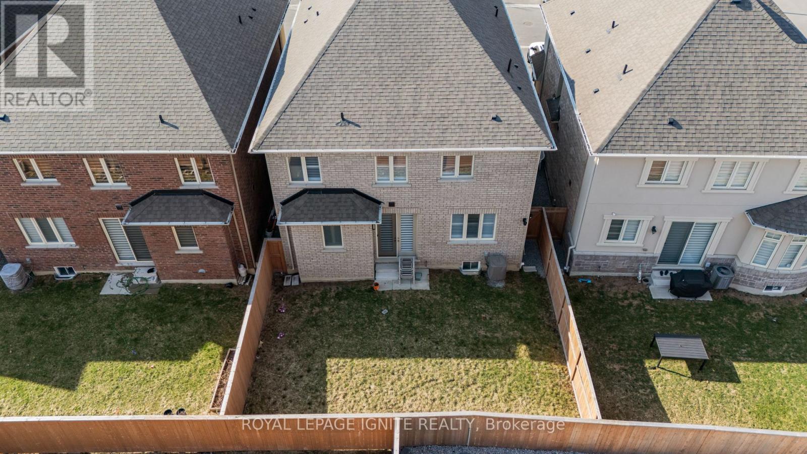 11 Jenwood Crescent, Brampton, Ontario  L6R 4C6 - Photo 45 - W12985674