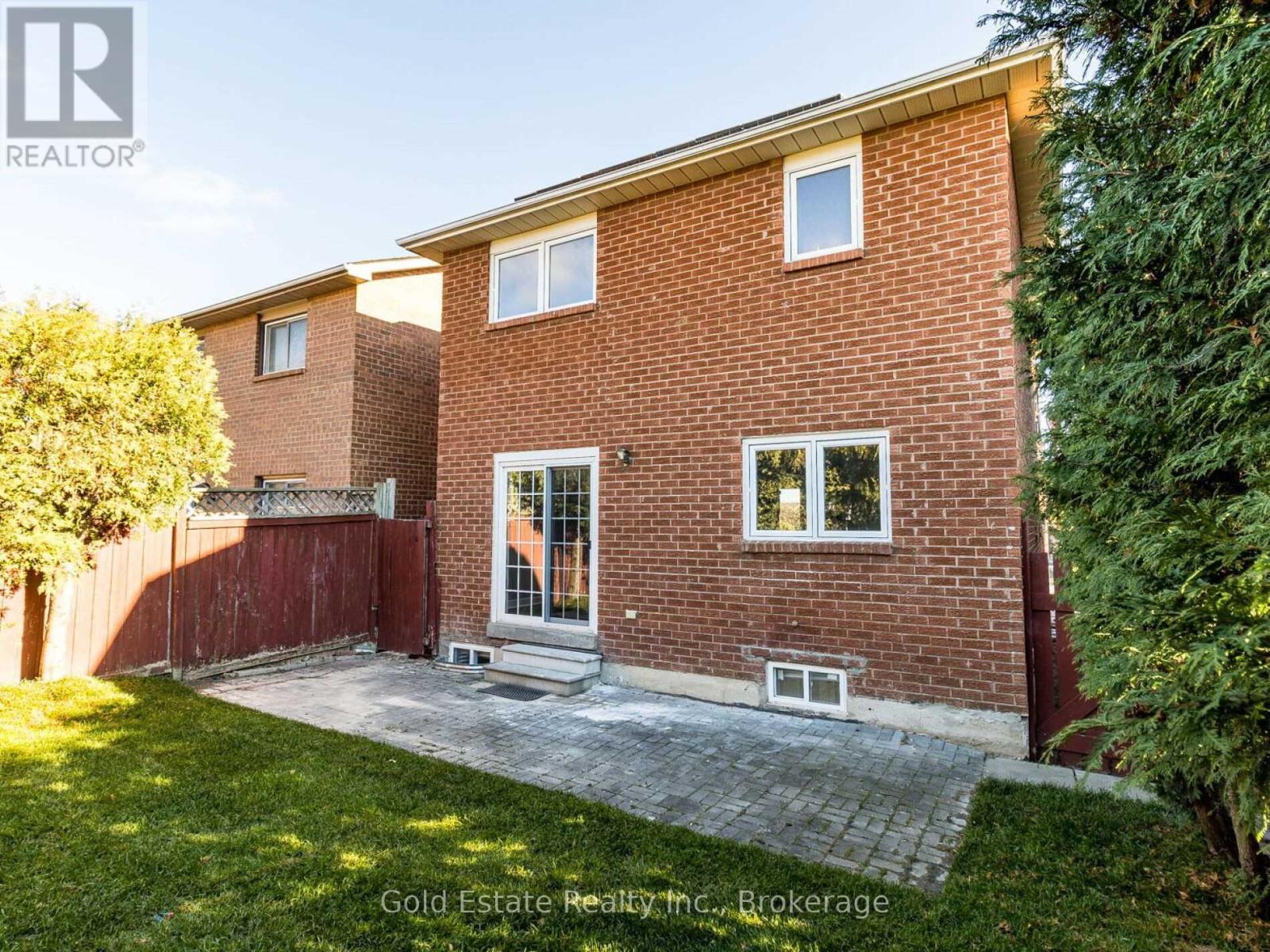 Upper - 25 Horsham Street, Brampton, Ontario  L6X 3R6 - Photo 33 - W12985692