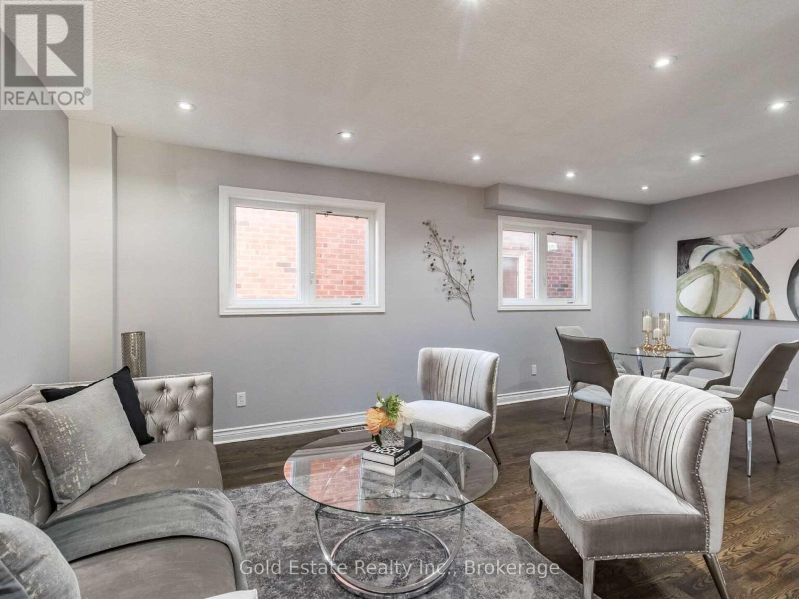 Upper - 25 Horsham Street, Brampton, Ontario  L6X 3R6 - Photo 7 - W12985692