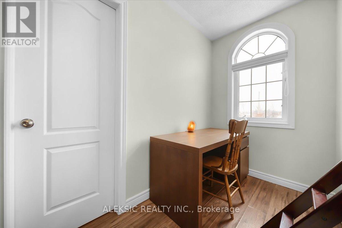 33 Hillpath Crescent, Brampton, Ontario  L6Z 4T7 - Photo 31 - W12985700