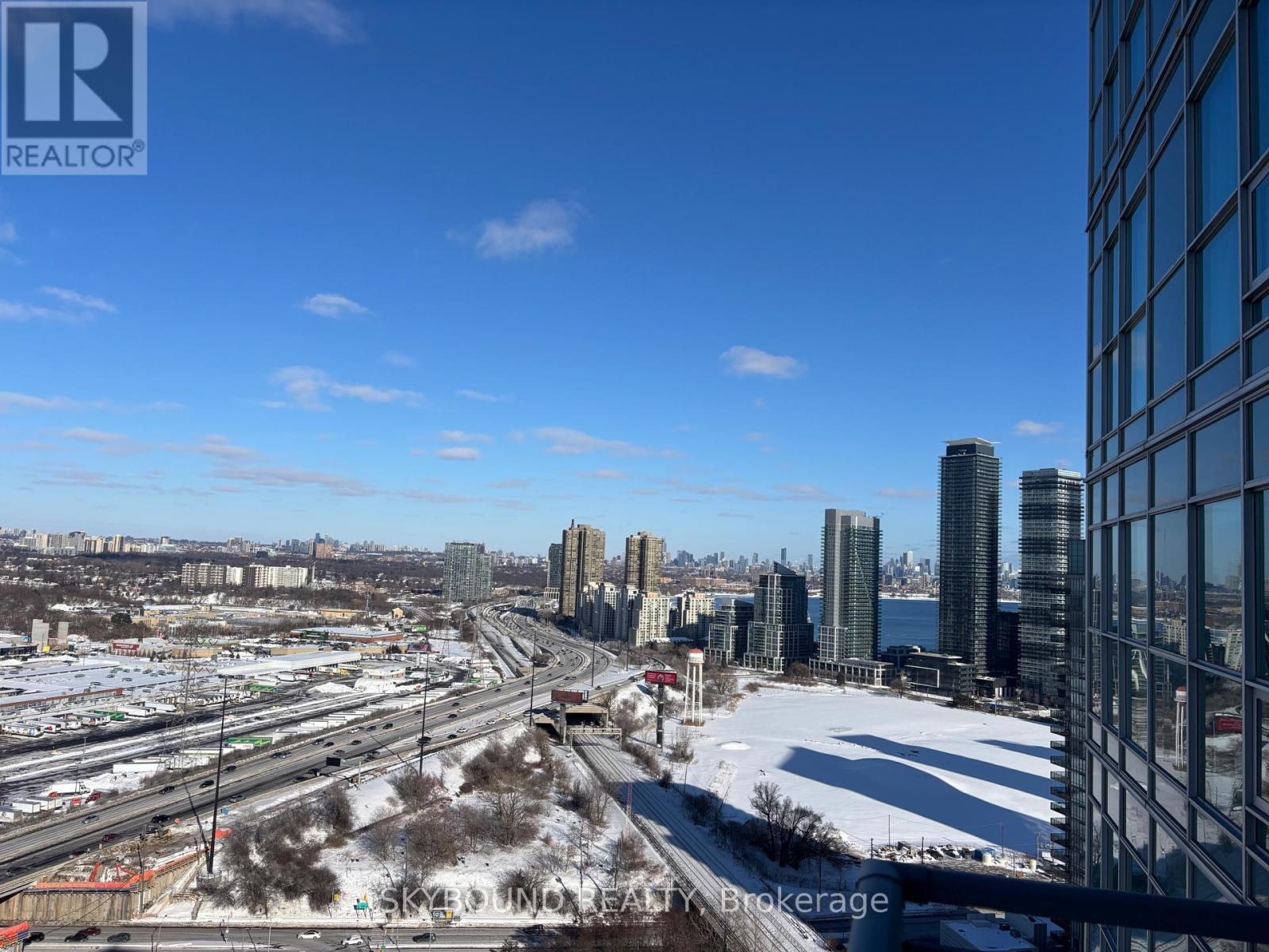 2723 - 165 Legion Road N, Toronto, Ontario  M8Y 0B3 - Photo 13 - W12985706