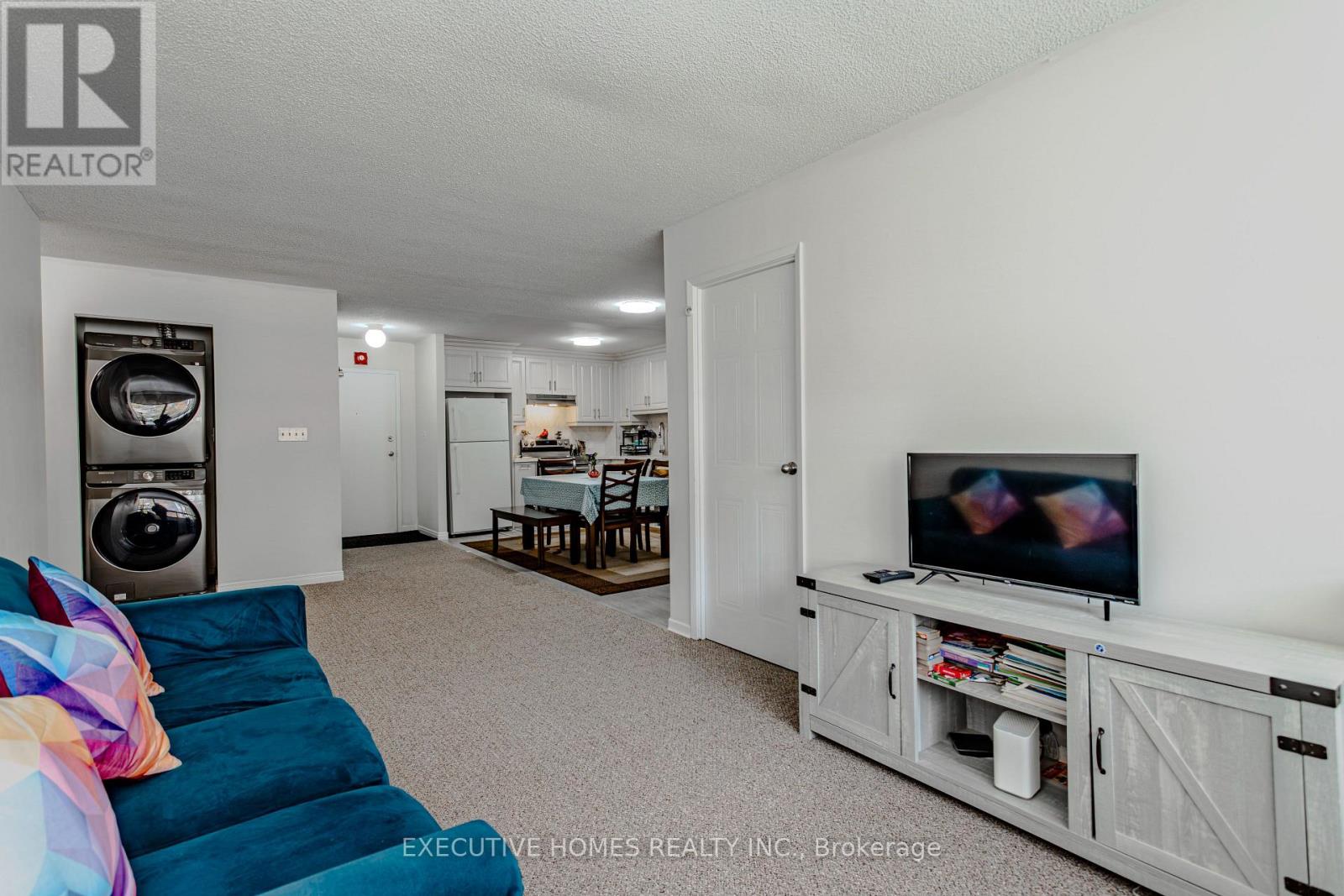 102 - 1275 Cornerbrook Place, Mississauga, Ontario  L5C 3J3 - Photo 19 - W12985716