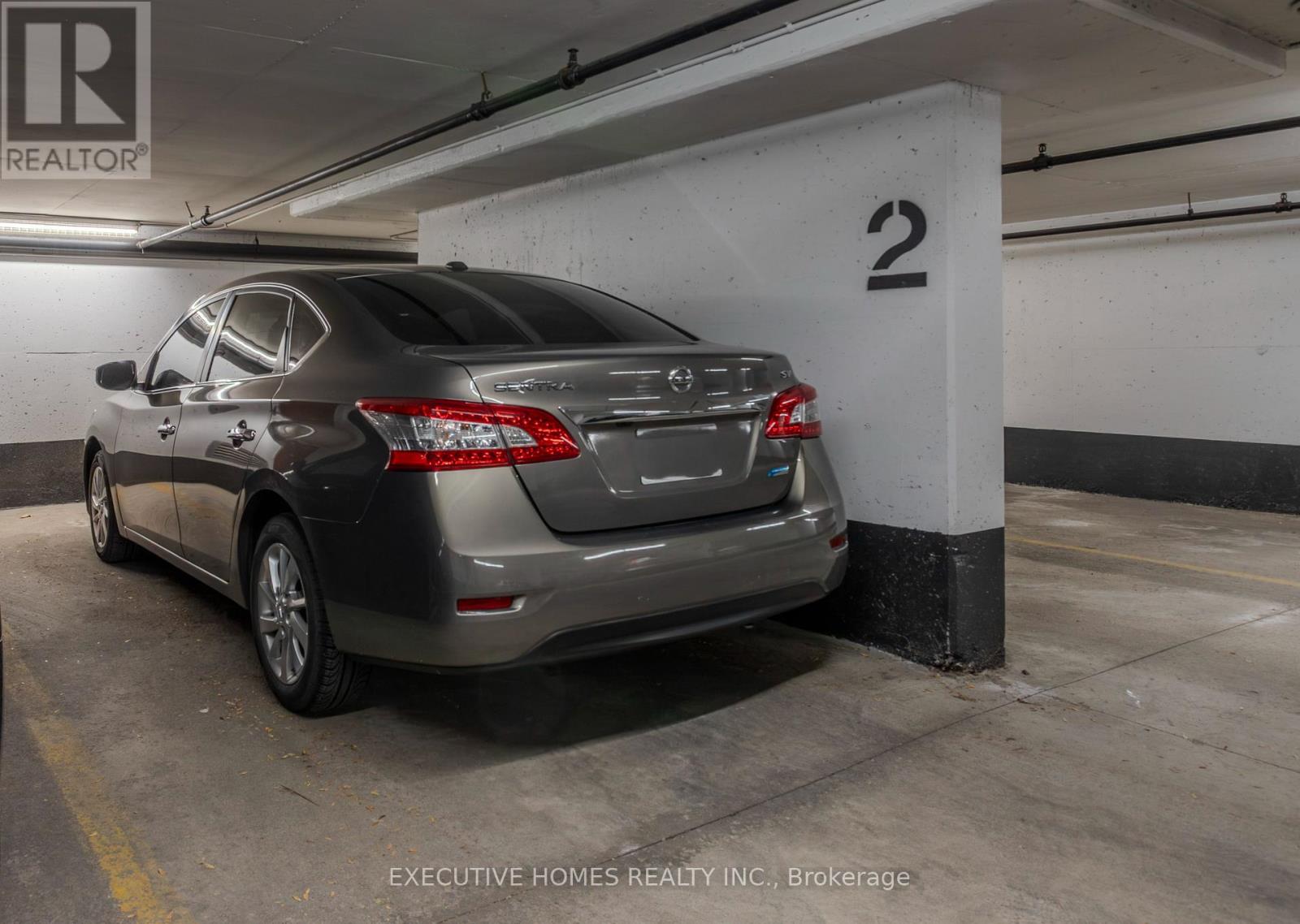 102 - 1275 Cornerbrook Place, Mississauga, Ontario  L5C 3J3 - Photo 6 - W12985716