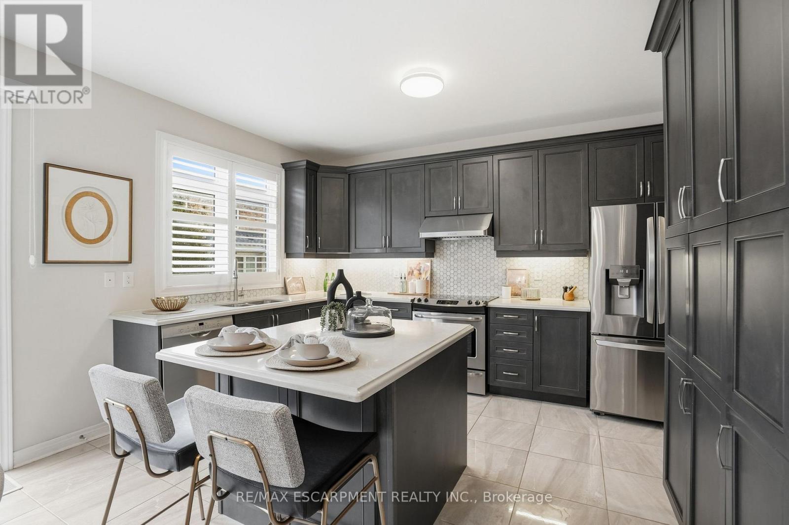 198 Jessie Caverhill Pass, Oakville, Ontario  L6M 0Z6 - Photo 21 - W12985726