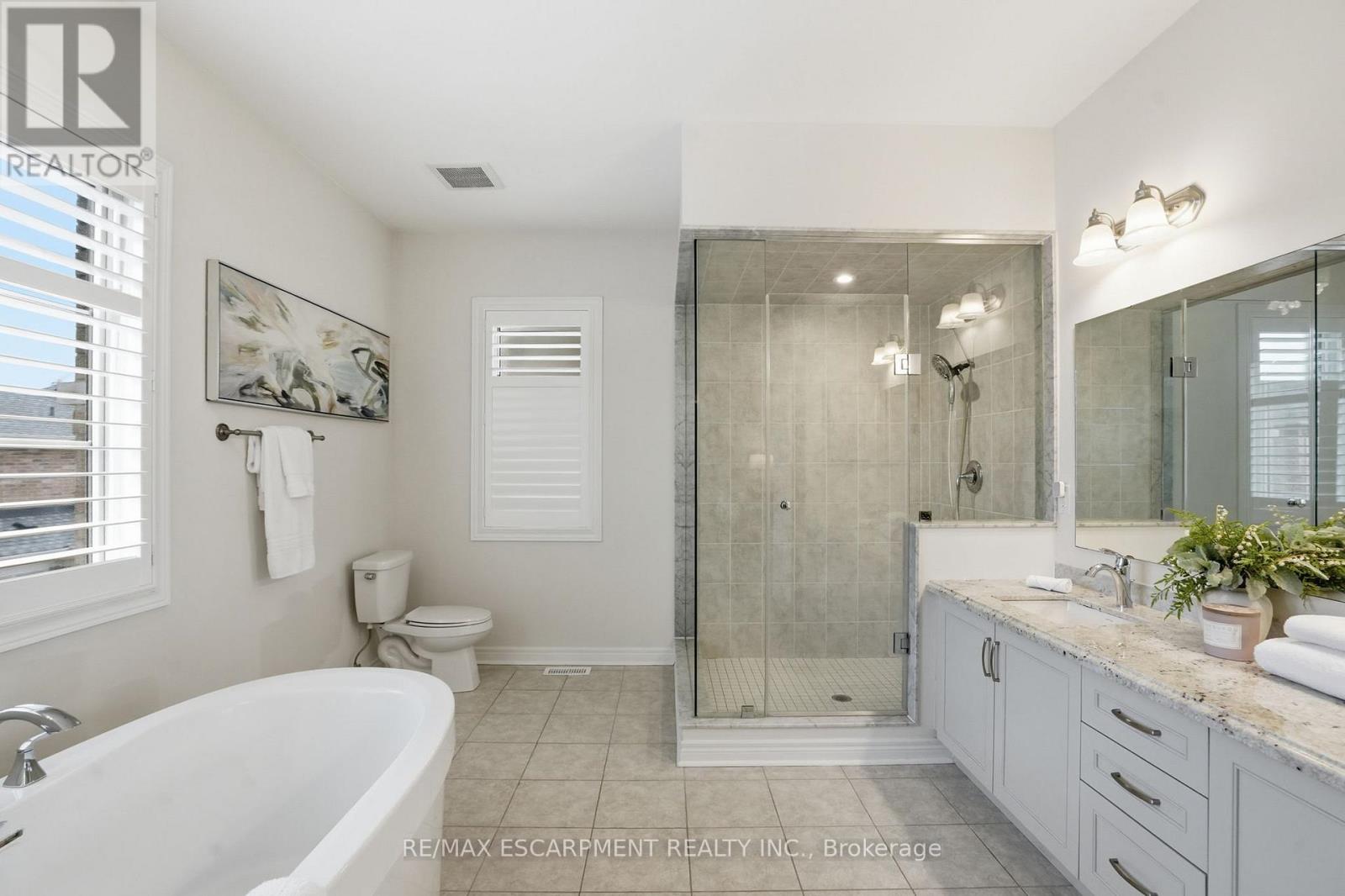 198 Jessie Caverhill Pass, Oakville, Ontario  L6M 0Z6 - Photo 32 - W12985726