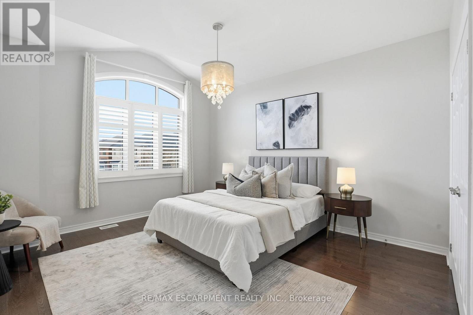 198 Jessie Caverhill Pass, Oakville, Ontario  L6M 0Z6 - Photo 37 - W12985726